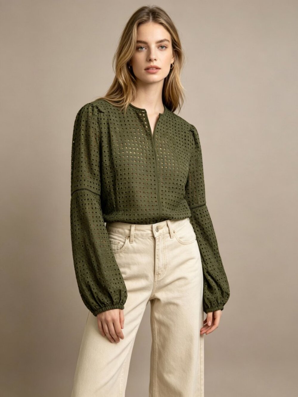 NWT Le Lis Blanc Women's Pointelle Long Sleeve Top Blouse Size 42 Green